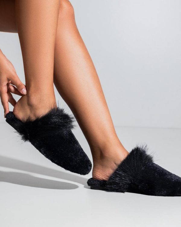 Pantufa Fechada Preta