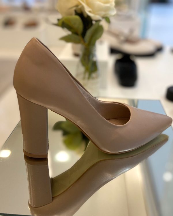 Scarpin Couro Nude Salto Bloco Alto