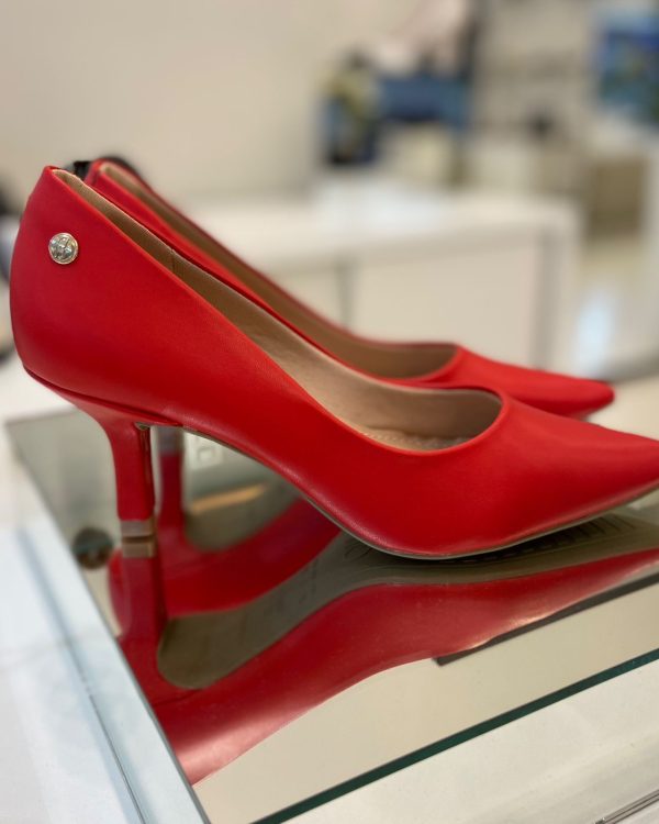 Scarpin Vermelho Salto Fino Baixo