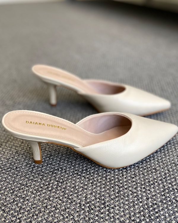 Mule Couro Salto Fino Baixo Off White