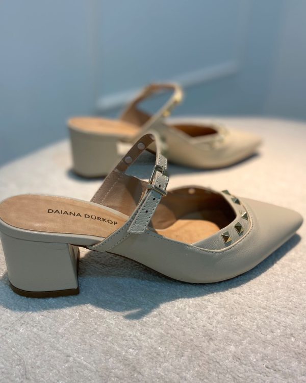 Mule Couro Off White Salto Bloco