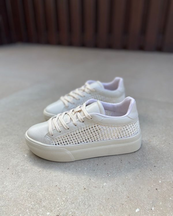 Tênis Off White Crochê