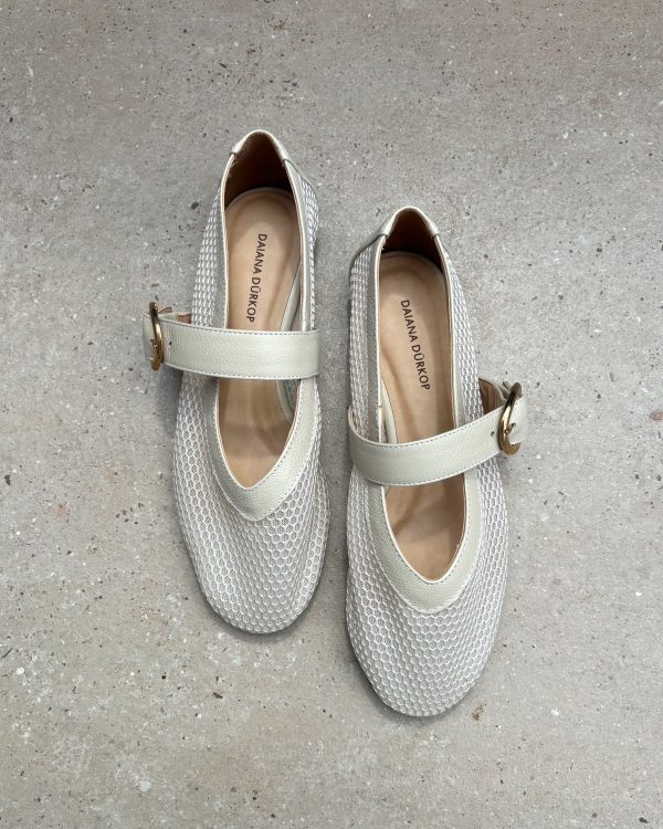 Sapatilha Tela Detalhe Couro Off White